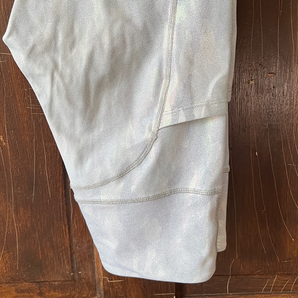 Zyia Silver Camo pocket Light & Tight High-Rise Capri 20”